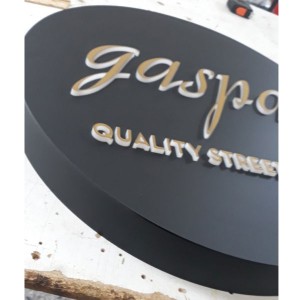 Κατασκευή από plexiglass Κατασκευή από plexiglass