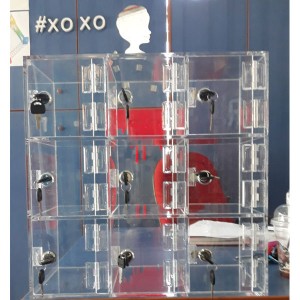 Κατασκευή από plexiglass Κατασκευή από plexiglass