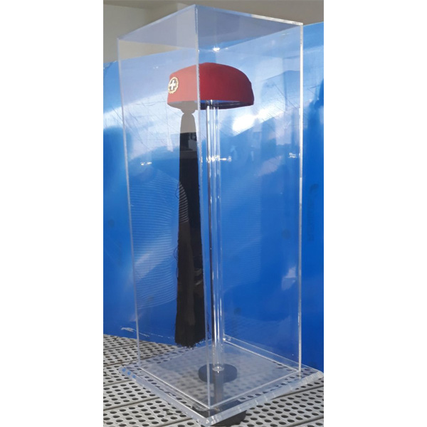 Κατασκευή από plexiglass